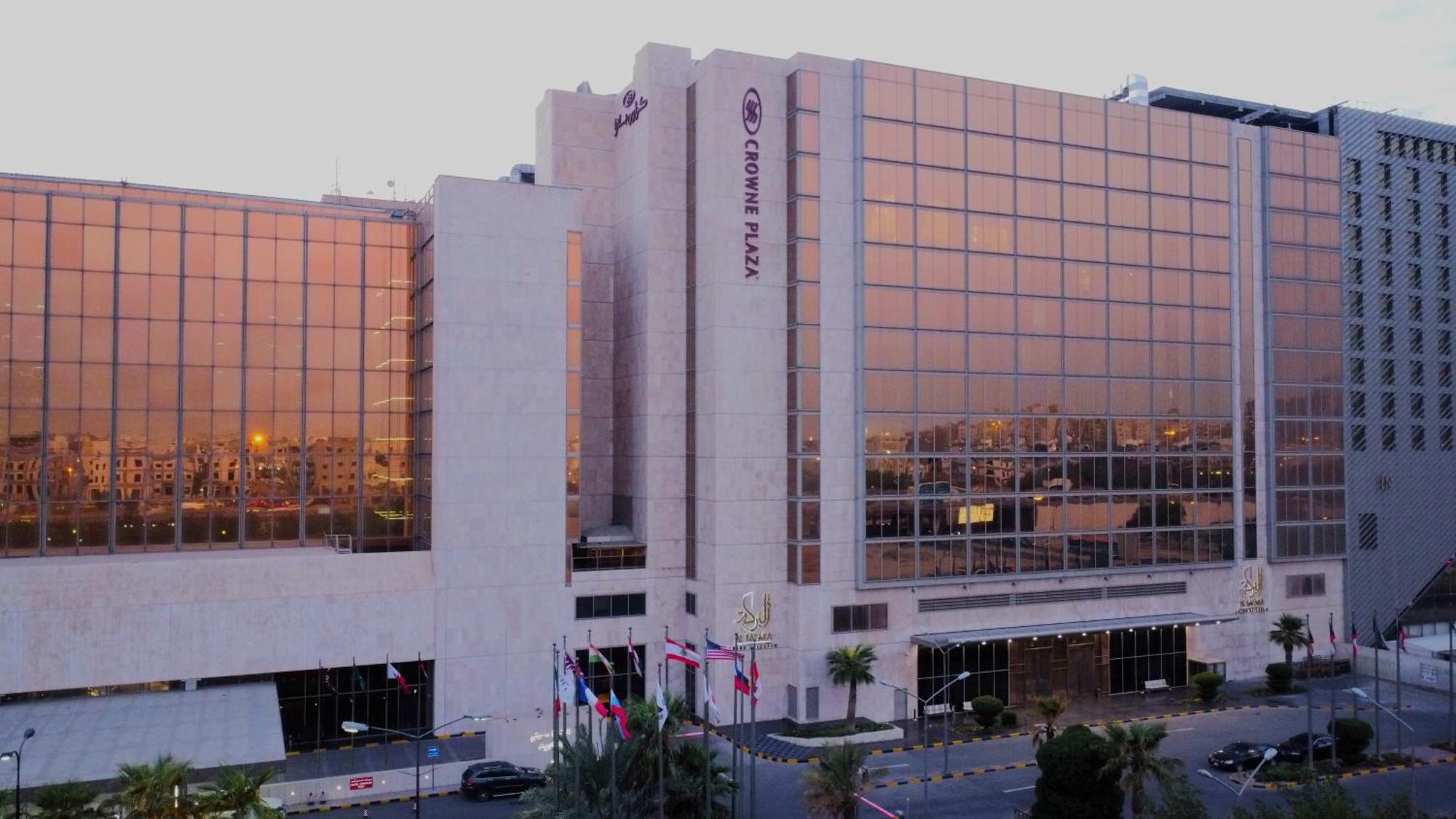 Crowne Plaza Kuwait Al Thuraya City By Ihg Кувейт Экстерьер фото