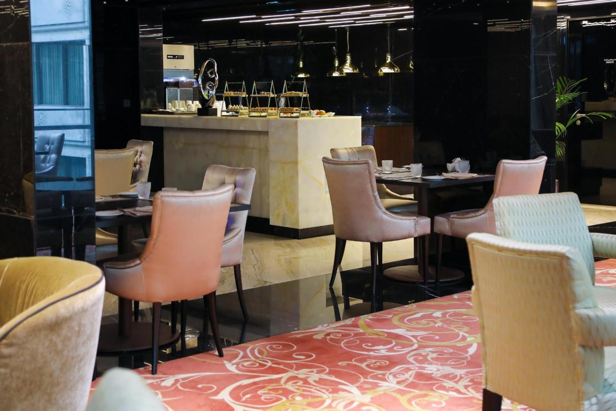 Crowne Plaza Kuwait Al Thuraya City By Ihg Кувейт Экстерьер фото